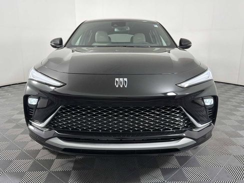 New 2026 Buick Envista Avenir image 2