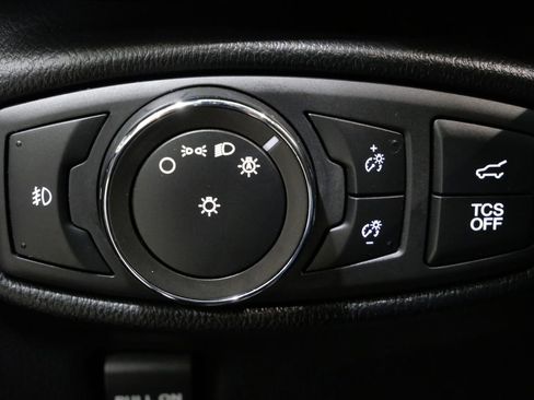 Used 2020 Lincoln Nautilus Reserve w/ Equipment Group 201A image 16