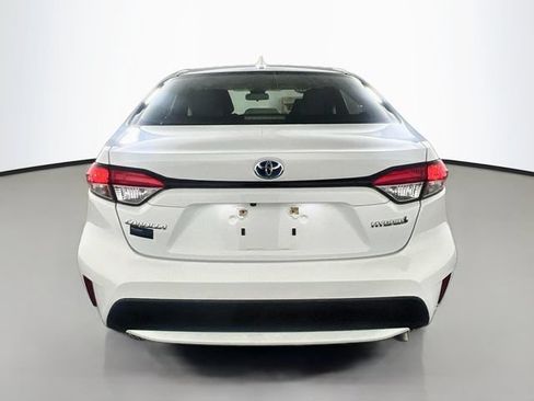 Used 2020 Toyota Corolla LE FWD image 7