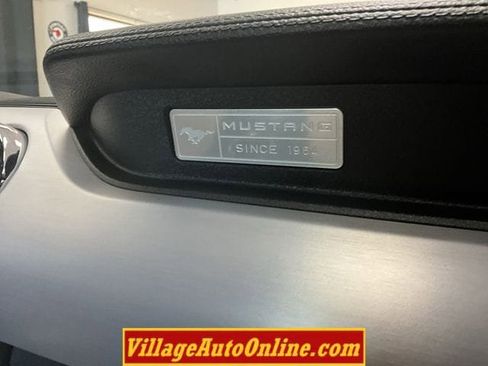 Used 2016 Ford Mustang GT Premium RWD image 32