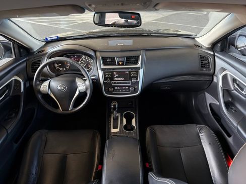 Used 2017 Nissan Altima 2.5 SL FWD image 46