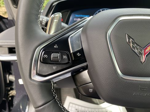 Used 2024 Chevrolet Corvette Stingray Convertible w/ Z51 Performance Package image 20