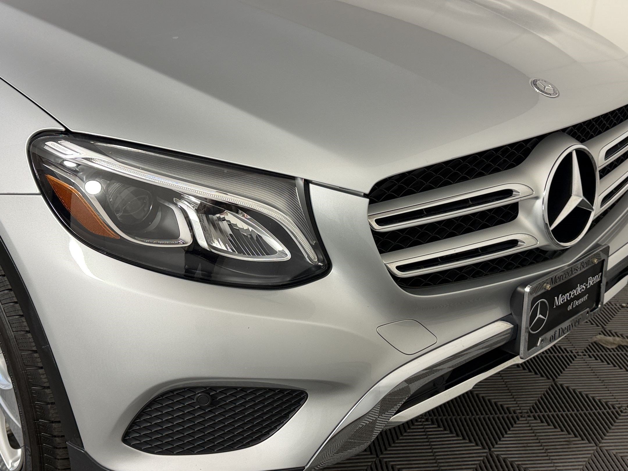 Used 2017 Mercedes-Benz GLC 300 4MATIC image 12