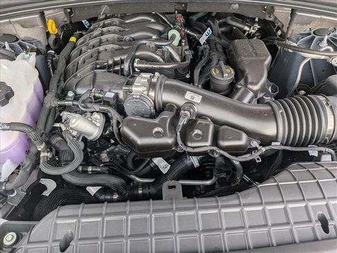 New 2025 Jeep Grand Cherokee L Laredo image 15