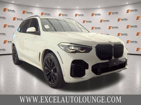 Used 2022 BMW X5 xDrive40i w/ M Sport Package AWD/4WD image 6