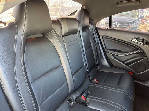 Used 2018 Mercedes-Benz CLA 250 image 10