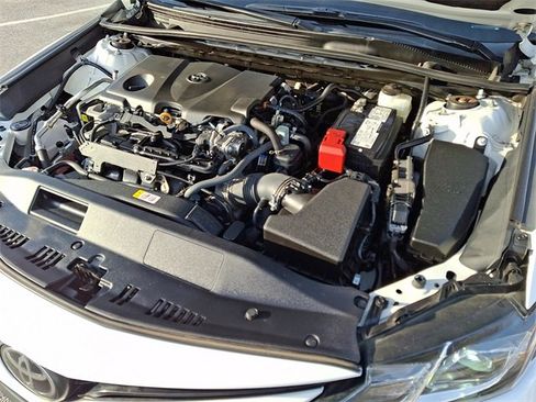 Certified 2021 Toyota Camry LE image 26