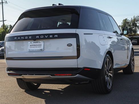 Certified 2023 Land Rover Range Rover SE AWD/4WD image 5