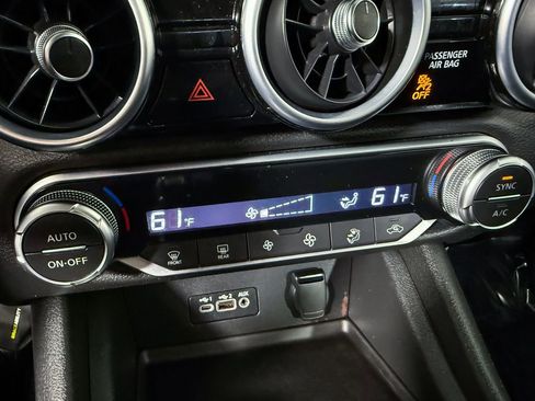 Used 2020 Nissan Sentra SV image 16