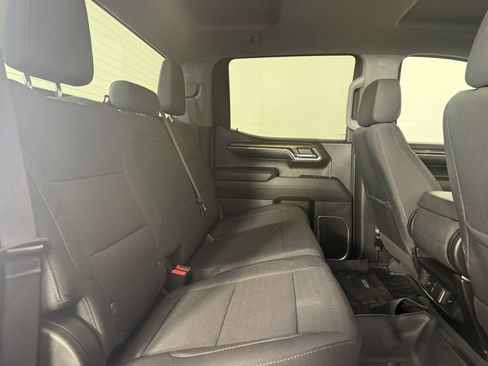 Used 2024 Chevrolet Silverado 1500 LT AWD/4WD image 13