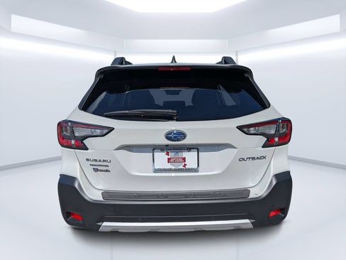 Certified 2025 Subaru Outback Limited w/ Popular Package #2 AWD/4WD image 4