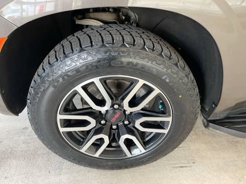 Used 2021 GMC Yukon AT4 w/ Rear Media and Nav Package image 10