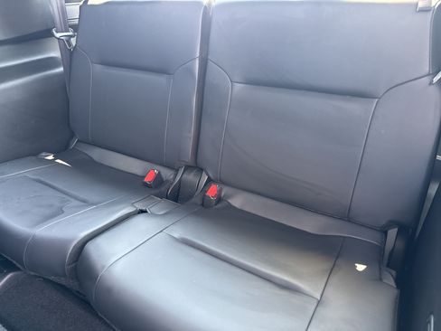 Used 2023 Mitsubishi Outlander SE AWD/4WD image 31