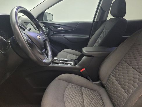Used 2020 Chevrolet Equinox LT AWD/4WD image 17