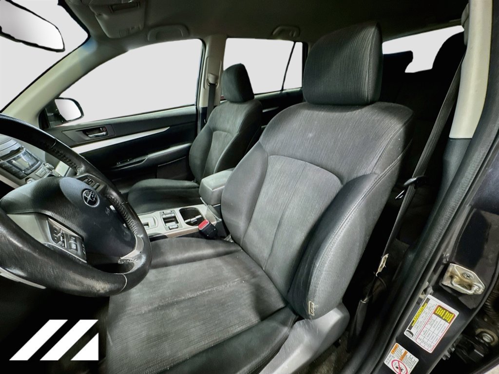 Used 2013 Subaru Outback 2.5i Premium AWD/4WD image 20