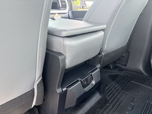 New 2026 Ford F250 XL w/ 360-Degree Camera Package AWD/4WD image 17