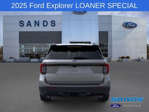 New 2025 Ford Explorer ST-Line image 5