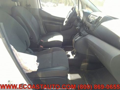 Used 2017 Nissan NV200 S w/ Cruise Control Package image 6