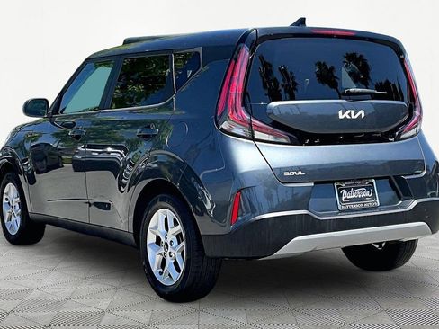 Certified 2023 Kia Soul LX w/ LX Technology Package FWD image 6