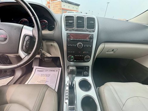 Used 2007 GMC Acadia SLT w/ Convenience Package AWD/4WD image 12