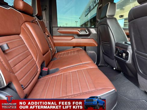 Used 2024 GMC Sierra 2500 Denali Ultimate image 28