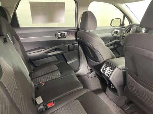 New 2026 Kia Sorento LX image 18