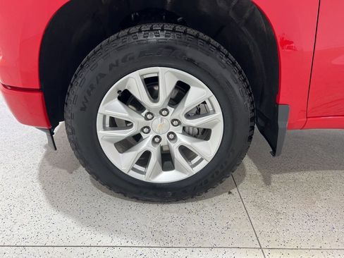 Used 2023 Chevrolet Silverado 1500 Custom image 30