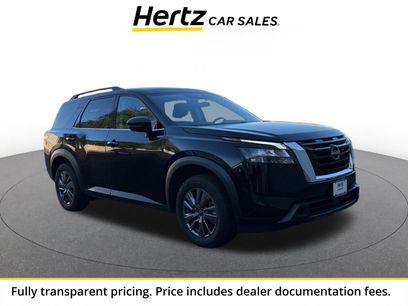 Used 2025 Nissan Pathfinder SV