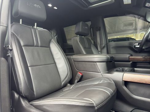 Used 2021 Chevrolet Silverado 1500 High Country w/ Technology Package image 35