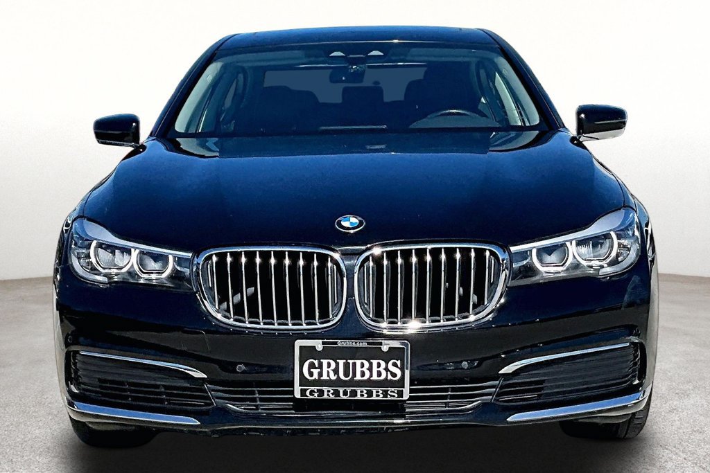 Used 2019 BMW 740i RWD image 2
