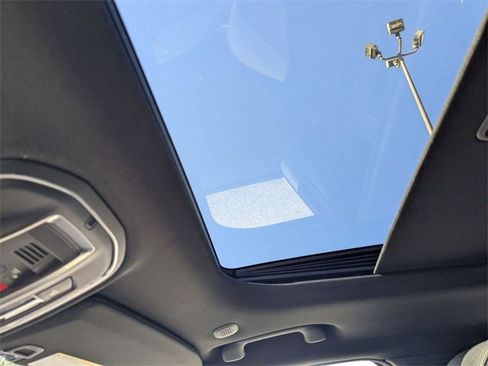 New 2025 Jeep Grand Cherokee Laredo image 29