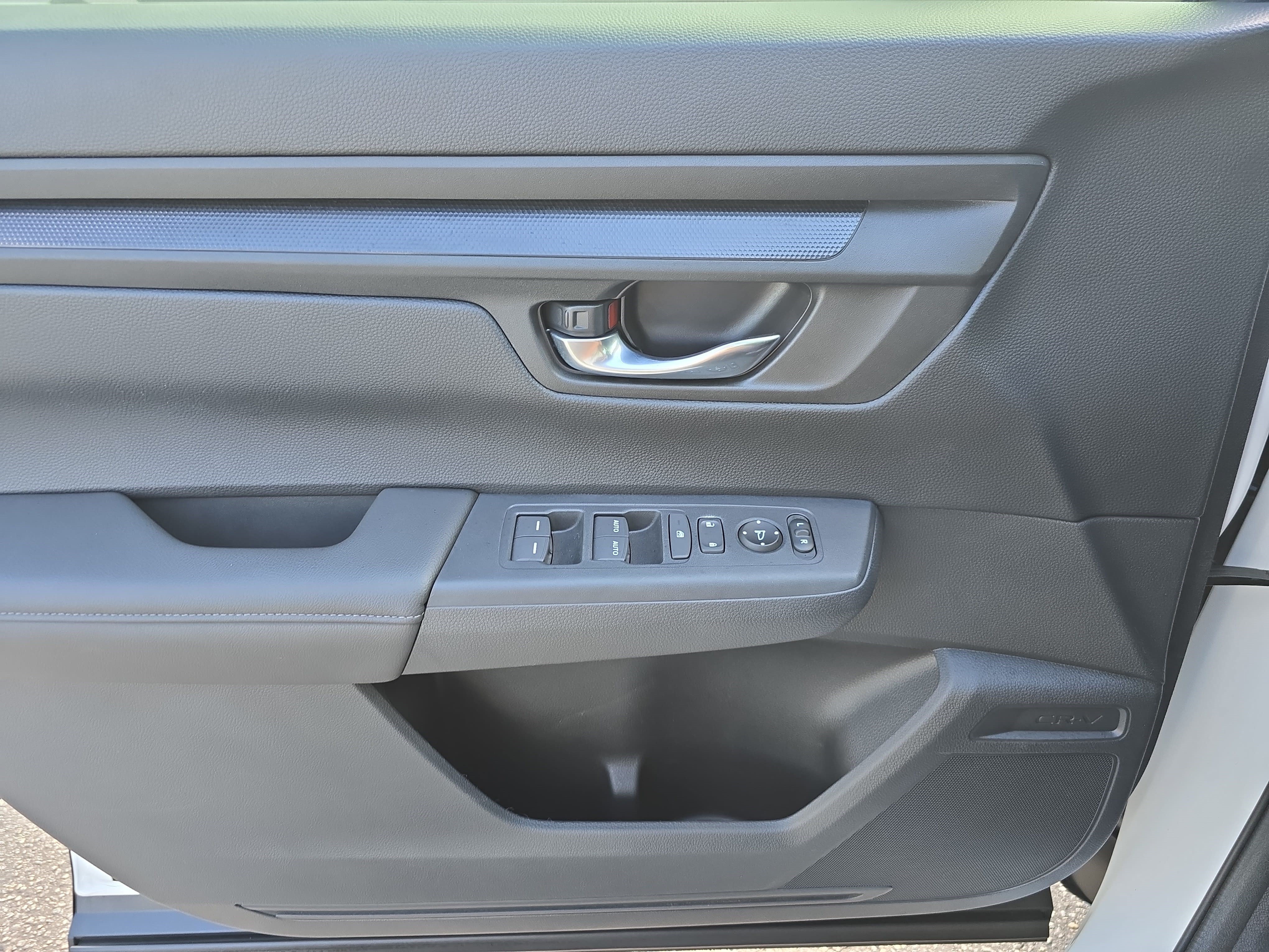 Certified 2025 Honda CR-V EX image 25
