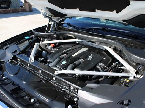 Used 2019 BMW X7 xDrive50i w/ M Sport Package image 41