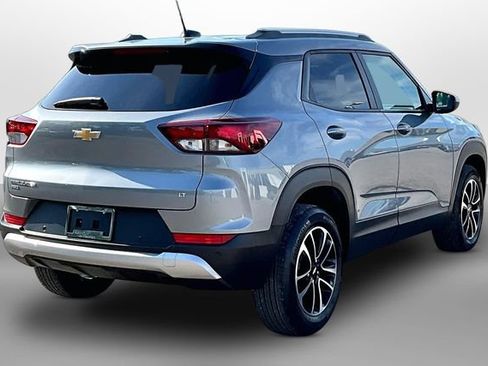 Used 2024 Chevrolet TrailBlazer LT w/ LT Cold Weather Package AWD/4WD image 13