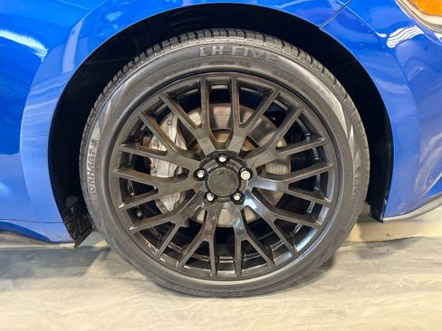 Used 2017 Ford Mustang GT Premium w/ Enhanced Security Package RWD image 25