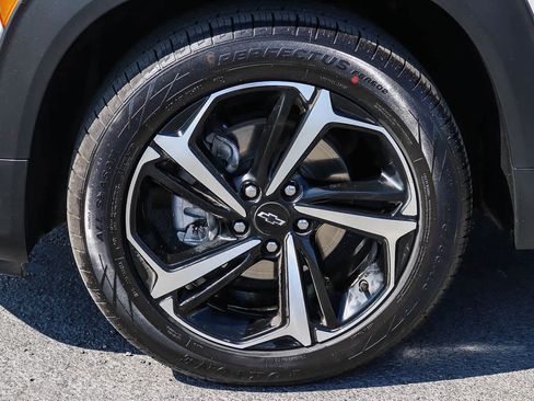 Used 2023 Chevrolet TrailBlazer RS image 12