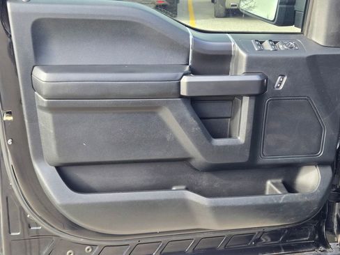 Used 2016 Ford F150 XLT w/ Equipment Group 302A Luxury image 32