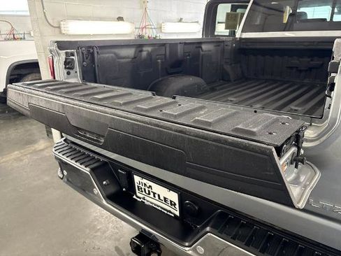 Used 2024 Chevrolet Silverado 3500 LTZ w/ LTZ Premium Texas Edition AWD/4WD image 46