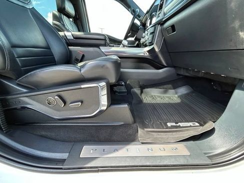 Used 2025 Ford F150 Platinum AWD/4WD image 43