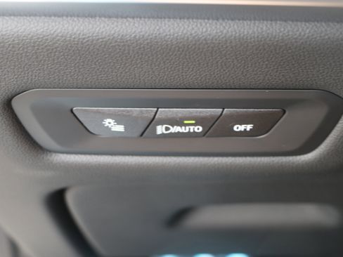 New 2026 BMW X5 M60i image 25