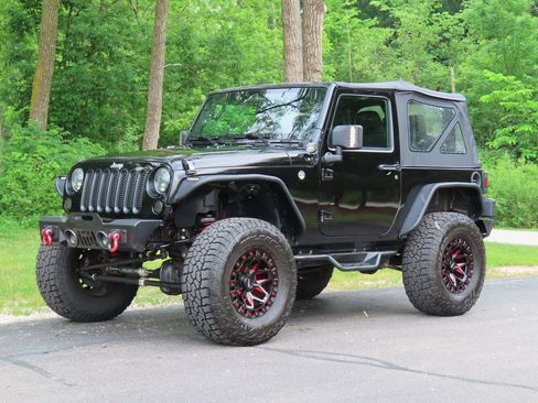 Used 2017 Jeep Wrangler Sport w/ Quick Order Package 23S AWD/4WD image 15