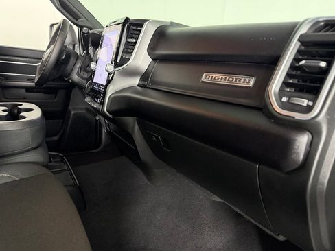 Used 2025 RAM 2500 Big Horn AWD/4WD image 31