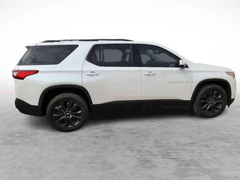Used 2019 Chevrolet Traverse RS FWD image 12
