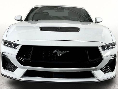 Used 2024 Ford Mustang GT RWD image 4