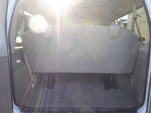 Used 2009 Ford E-350 and Econoline 350 XL image 27