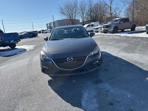 Used 2016 MAZDA MAZDA3 i Sport w/ Preferred Equipment Package image 2