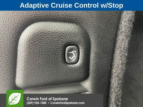 Used 2018 Dodge Durango SRT w/ SRT Interior Appearance Group image 23