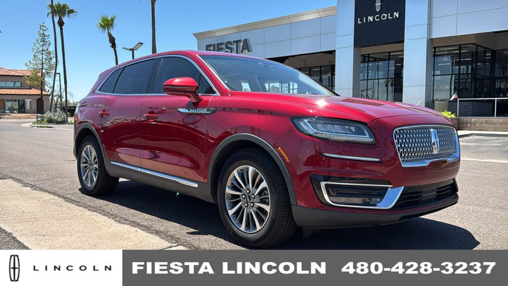 Used 2019 Lincoln Nautilus Select FWD image 1