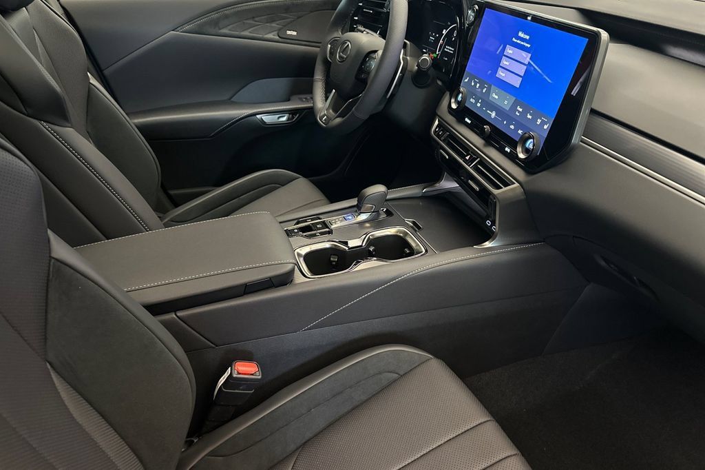 New 2026 Lexus RX 500h F Sport w/ Convenience Package AWD/4WD image 16