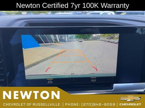 Used 2025 Chevrolet Silverado 1500 LT AWD/4WD image 11